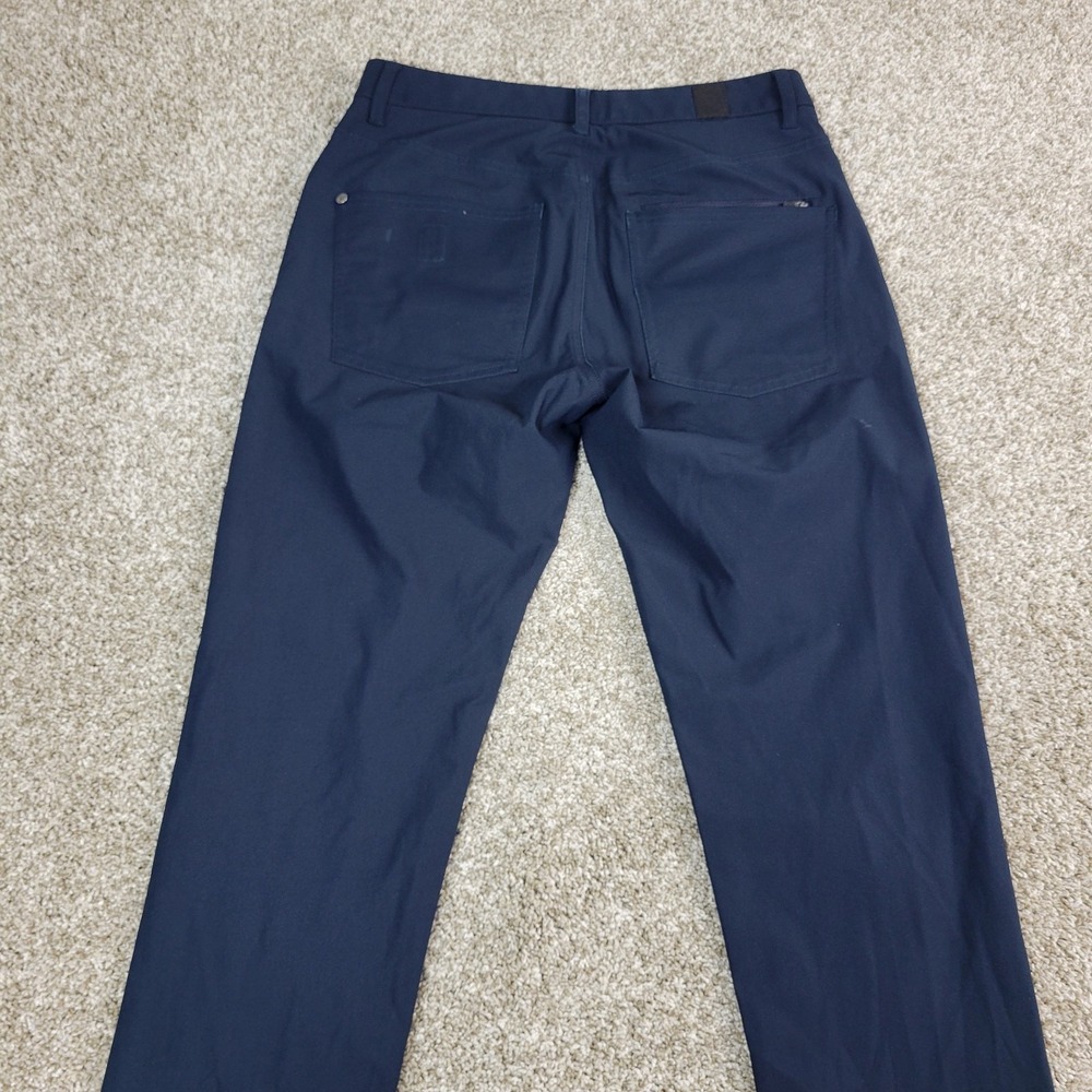Vuori Meta Pant Athletic Slim Fit Mens 28 Navy Stretch Chino Pants - Picture 3 of 6